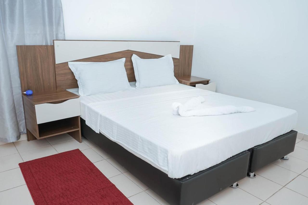 Les Residences De La Providence - Appart Hotel Yaoundé Екстериор снимка