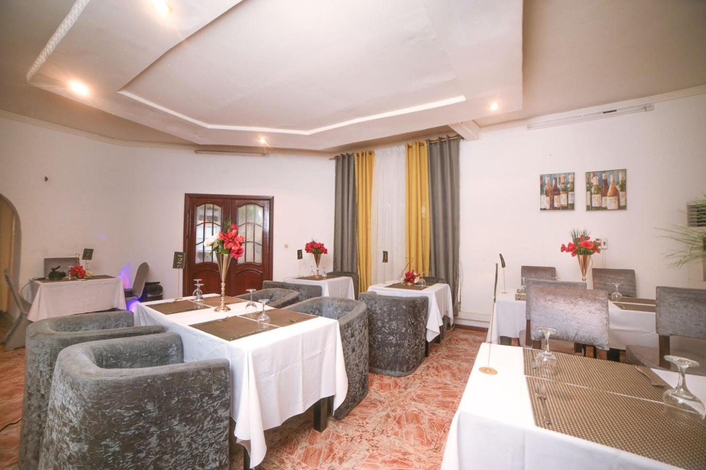 Les Residences De La Providence - Appart Hotel Yaoundé Екстериор снимка