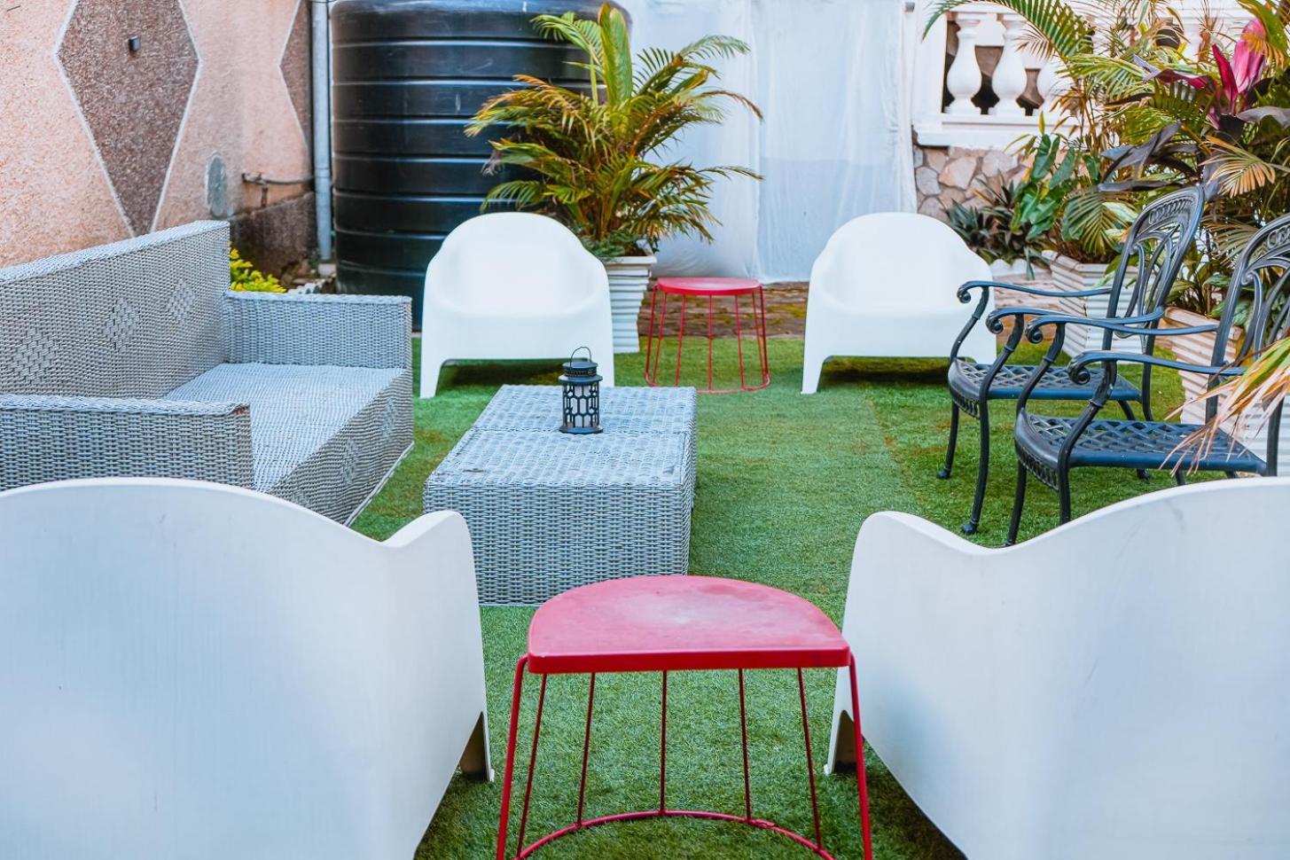 Les Residences De La Providence - Appart Hotel Yaoundé Екстериор снимка
